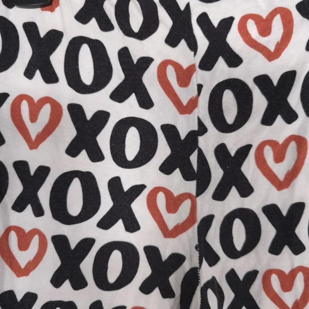 GIGI‎ AND MAX Girls Pajama Size 8Y Set XOXO Heart Long Sleeve Top Pants